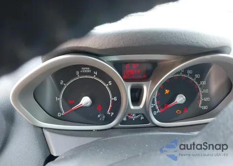 2013 Ford Fiesta Se z USA, uszkodzony, nr VIN 3FADP4EJ6DM131996